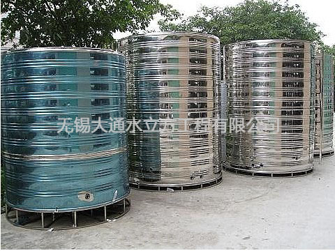 不锈钢圆柱保温水箱